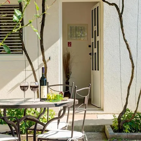 Lägenhet Tafra - One Bedroom Lokva Rogoznica